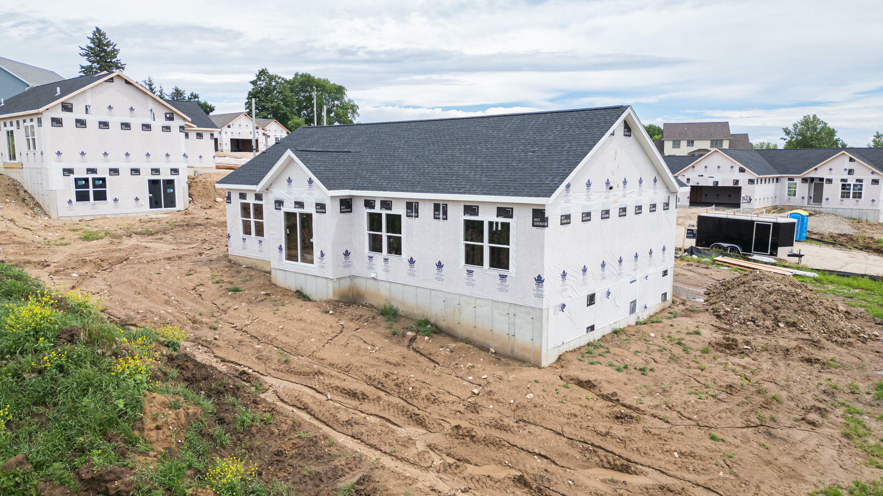 Property Photo: 102 Chestnut Ct WI 53091