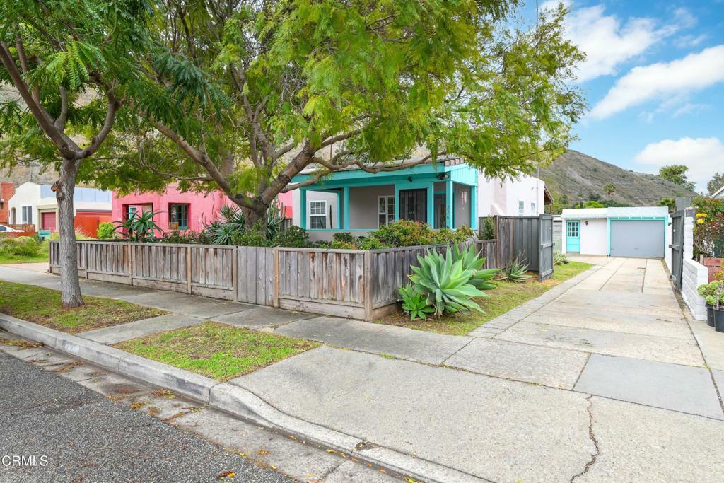 Property Photo: 226 El Medio Street CA 93001