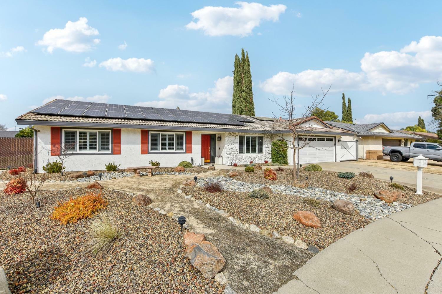 Property Photo: 8907 Rosslare Court CA 95624
