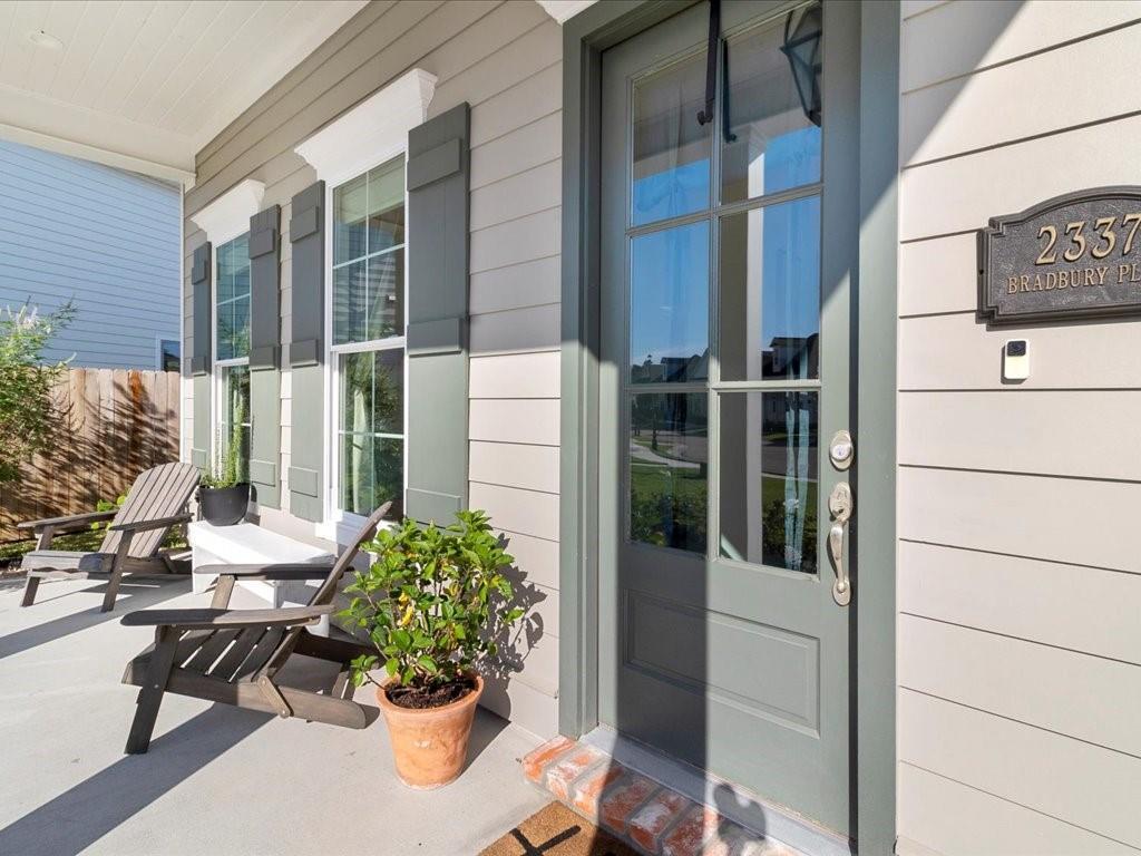 Property Photo: 2337 Bradbury Place LA 70433