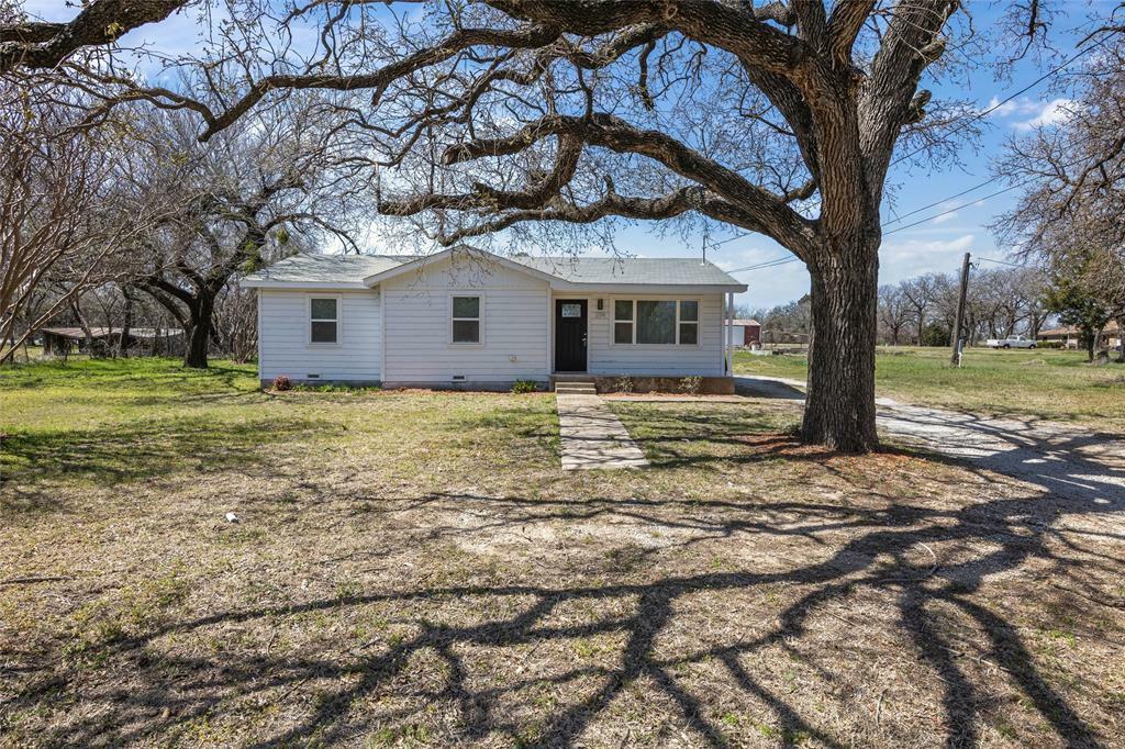 204 Pine Street  Chico TX 76431 photo