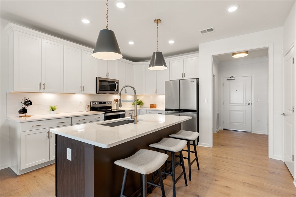 Property Photo:  300 Martins Landing Way 504  MA 01864 