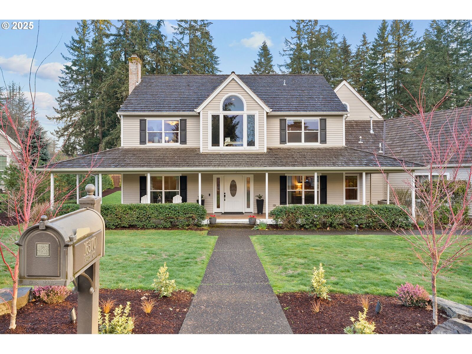 Property Photo: 16370 SW Rhus Ct OR 97224