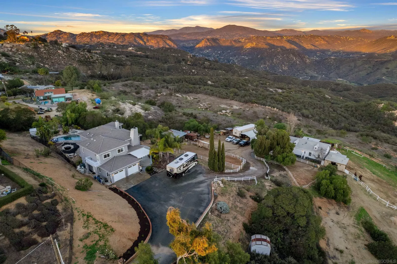 Property Photo: 410 Woodland Ln CA 92021