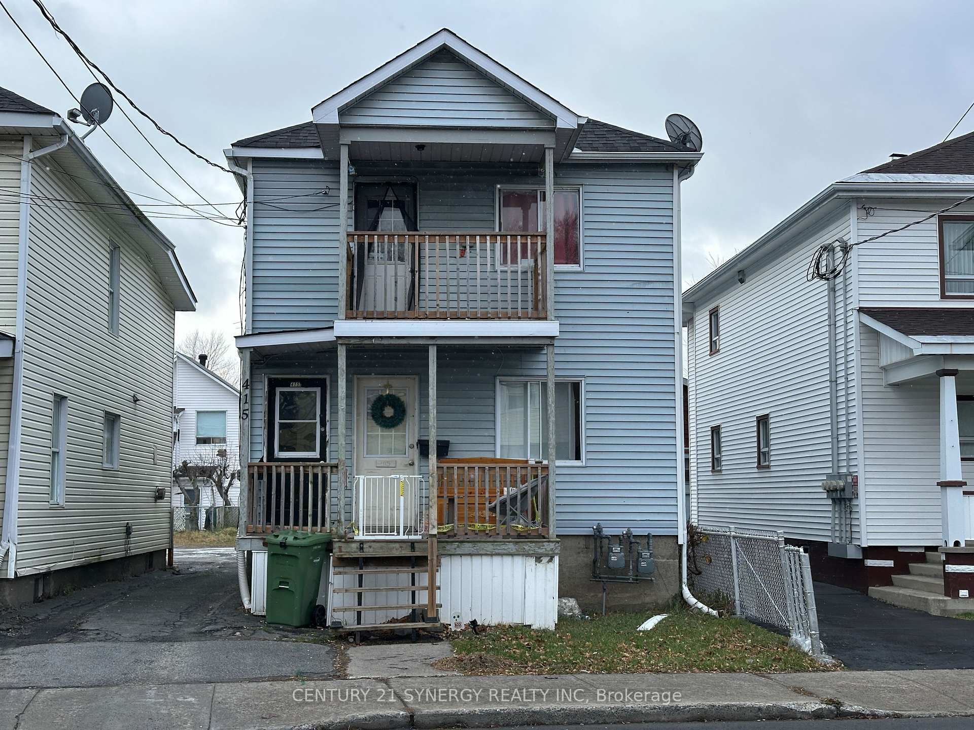 Property Photo: 415 McConnell Avenue ON K6H 4L8
