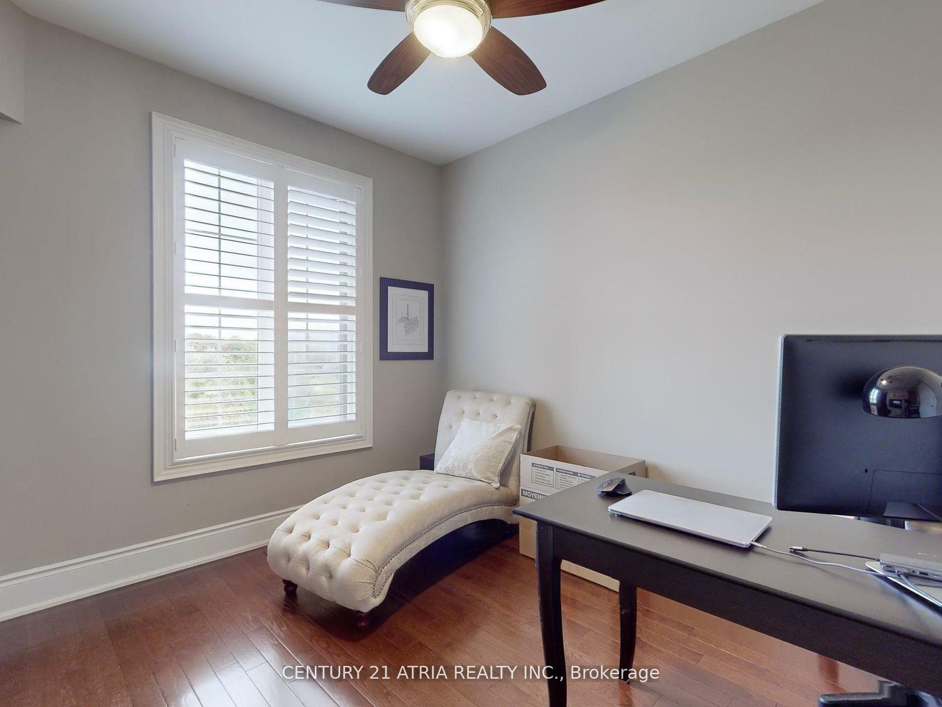 Property Photo: 32 Vines Place ON L4G 0R7