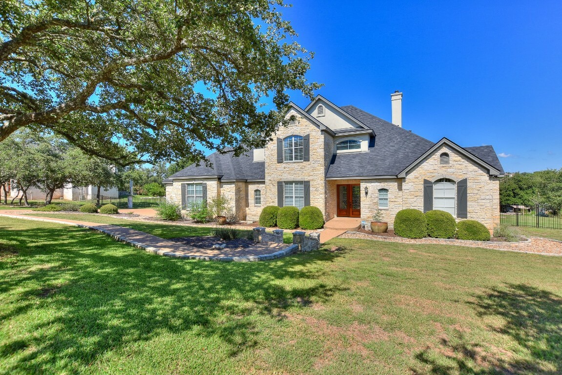 Property Photo: 204 Goldridge Drive TX 78633