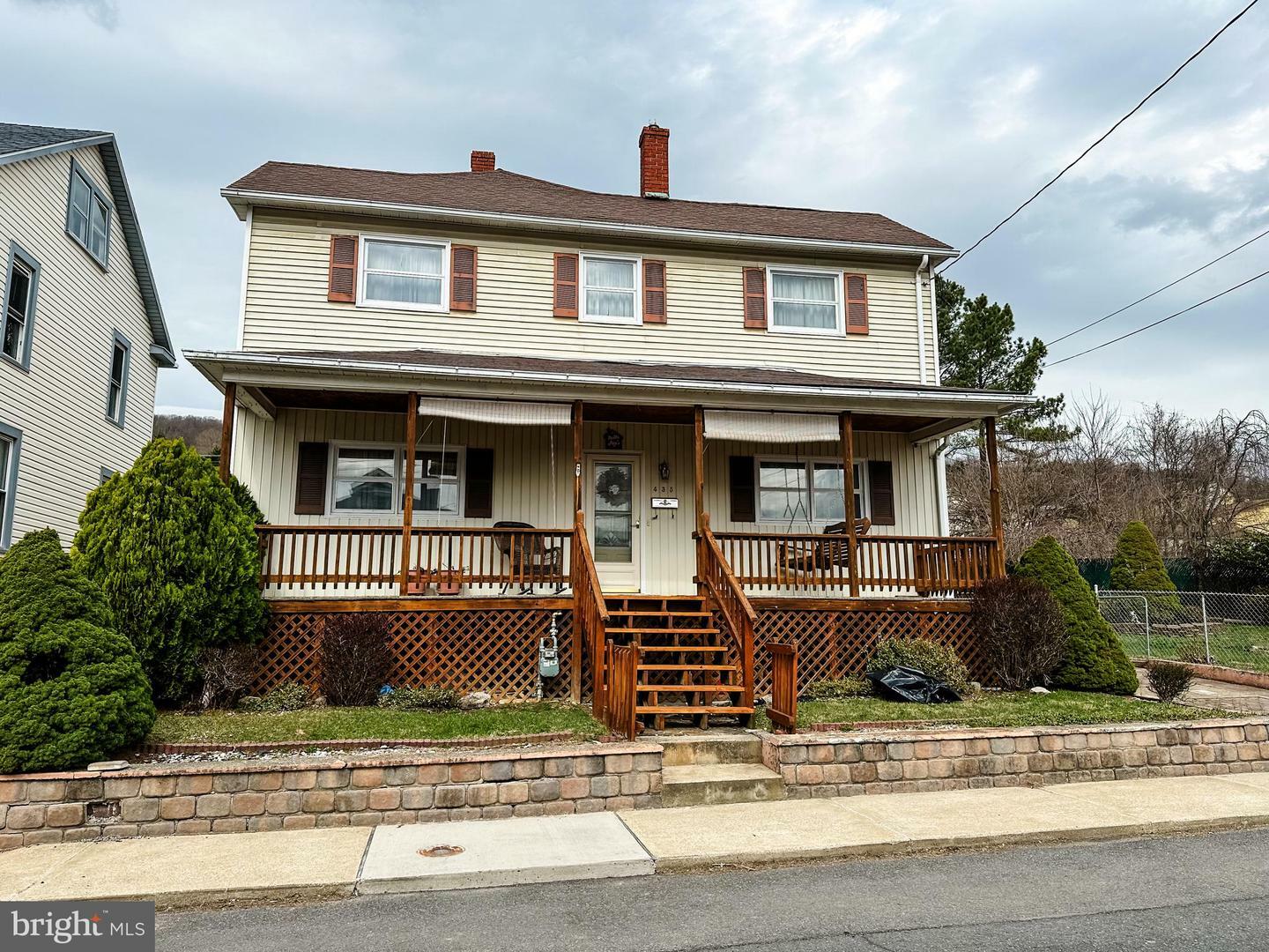 Property Photo: 435 Vine Street MD 21562