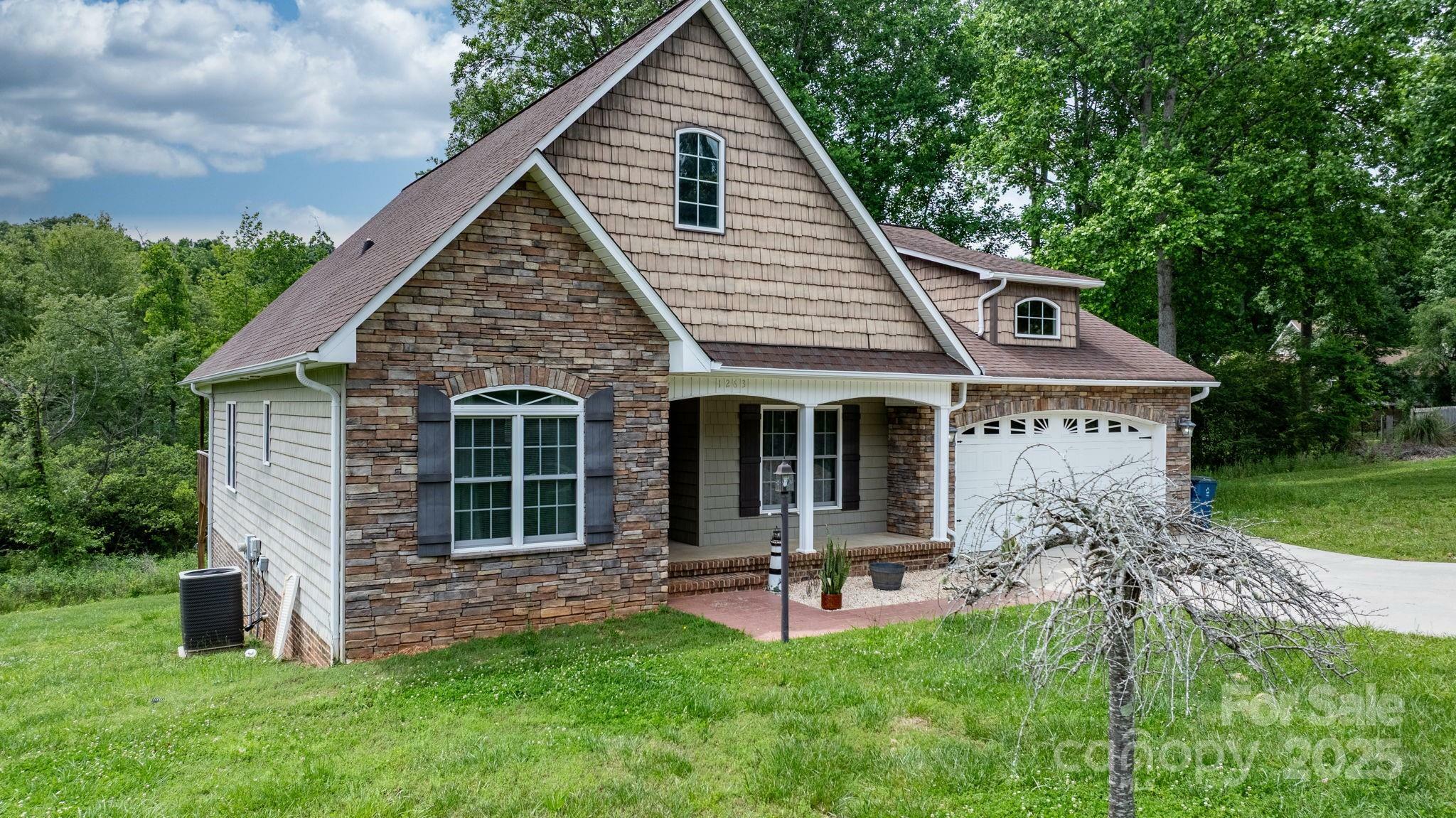 Property Photo: 1263 Waterford Drive NC 28602