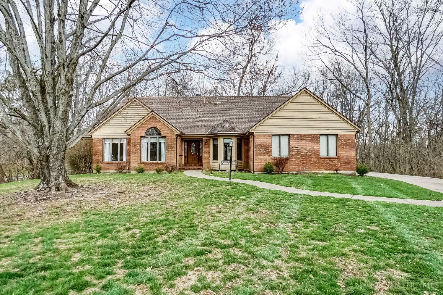 Property Photo: 9390 Kemper Grove Lane OH 45140