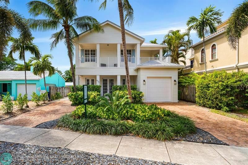 639 NE 17th Way  Fort Lauderdale FL 33304 photo