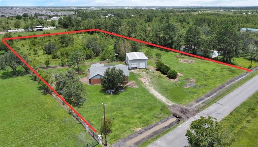 Property Photo: 2325 County Road 758 TX 77583