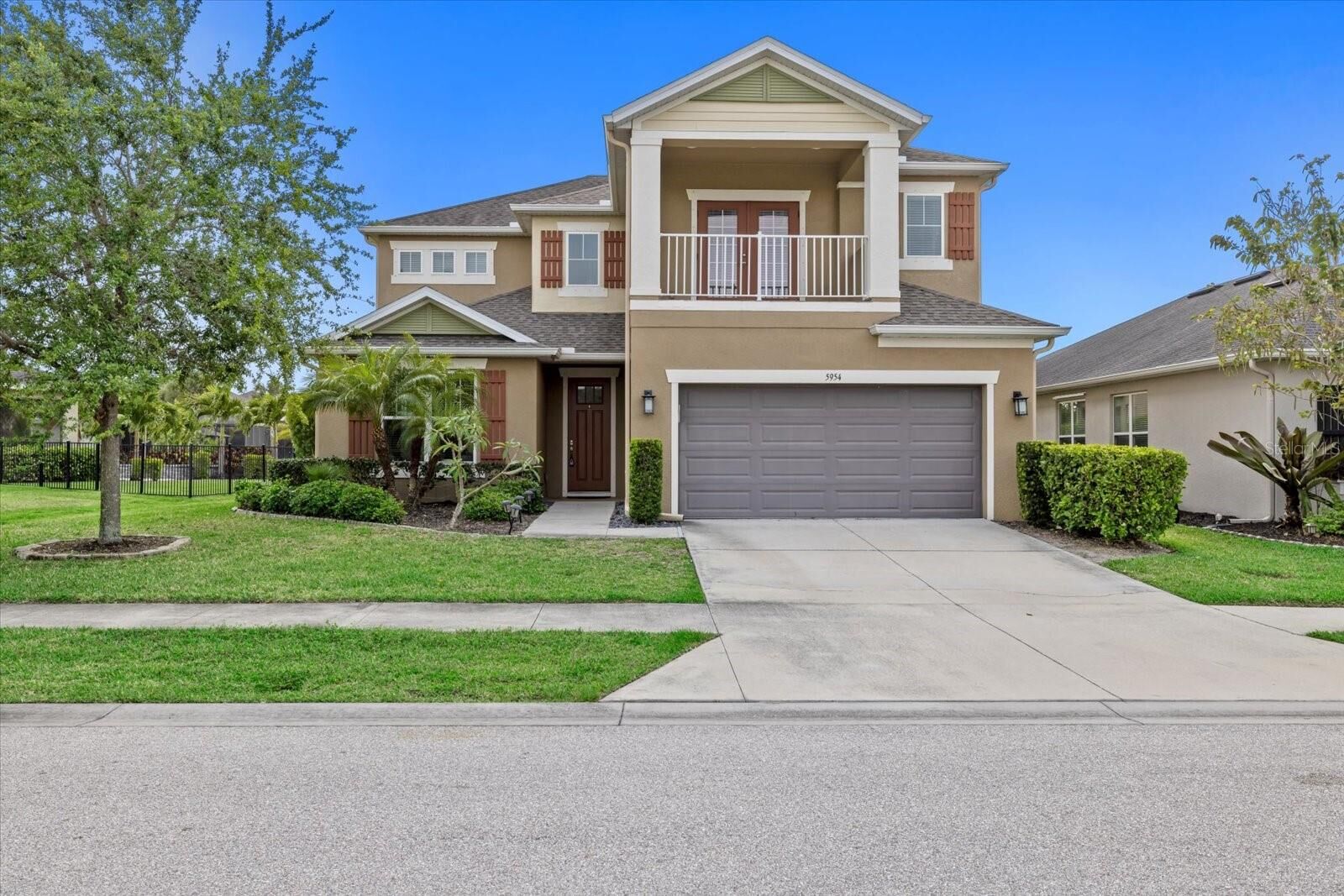 Property Photo: 5954 Anise Dr FL 34238