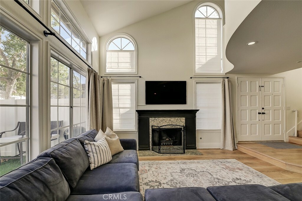 10 Buttercup  Rancho Santa Margarita CA 92688 photo