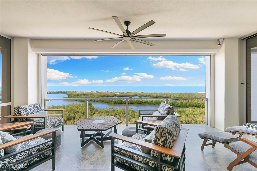 Property Photo: 6897 Grenadier Boulevard 1202 FL 34108