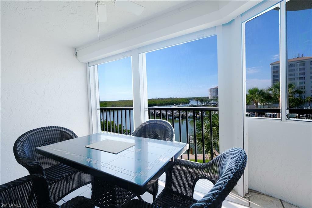 Property Photo: 12945 Vanderbilt Dr 402 FL 34110