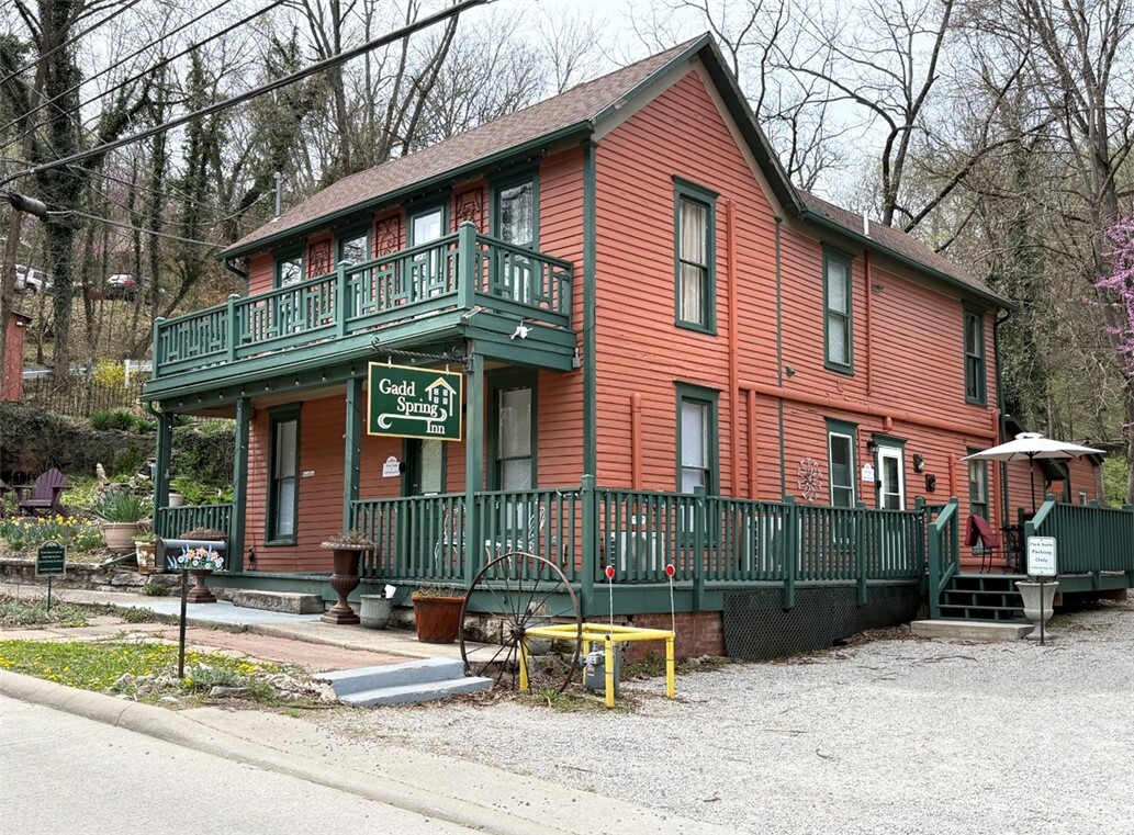 Property Photo: 104 N Main Street AR 72632