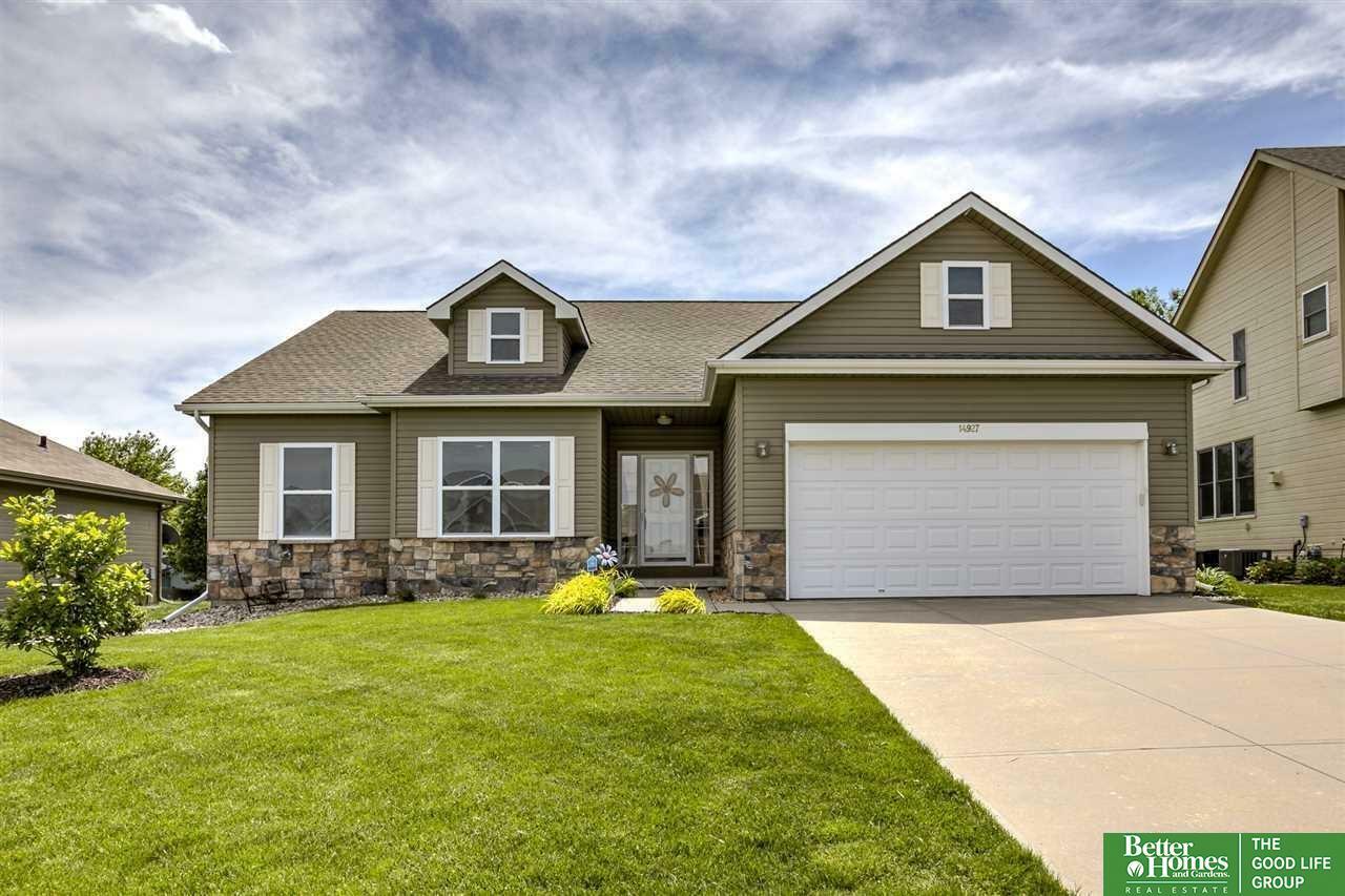Property Photo: 14927 Ellison Avenue NE 68116