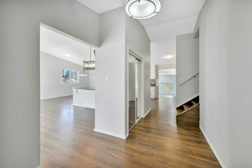 Property Photo: 7 Goodacre Close AB T4P 3A3