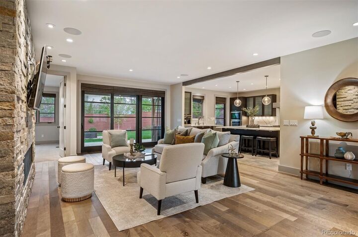Property Photo: 424 Grape Street CO 80220