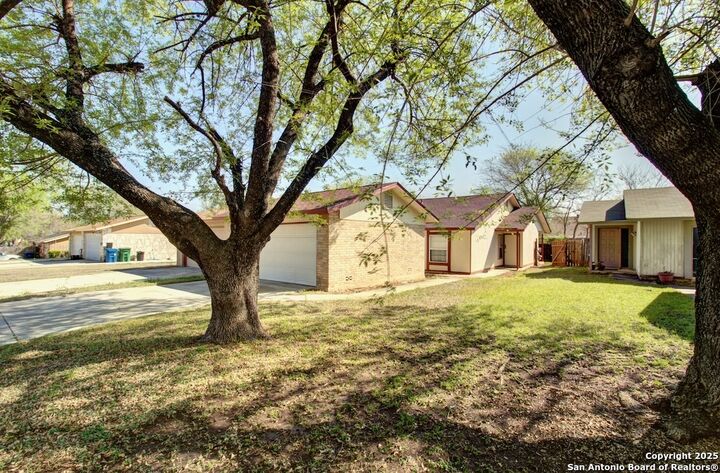 1346 Bayou  San Antonio TX 78245 photo