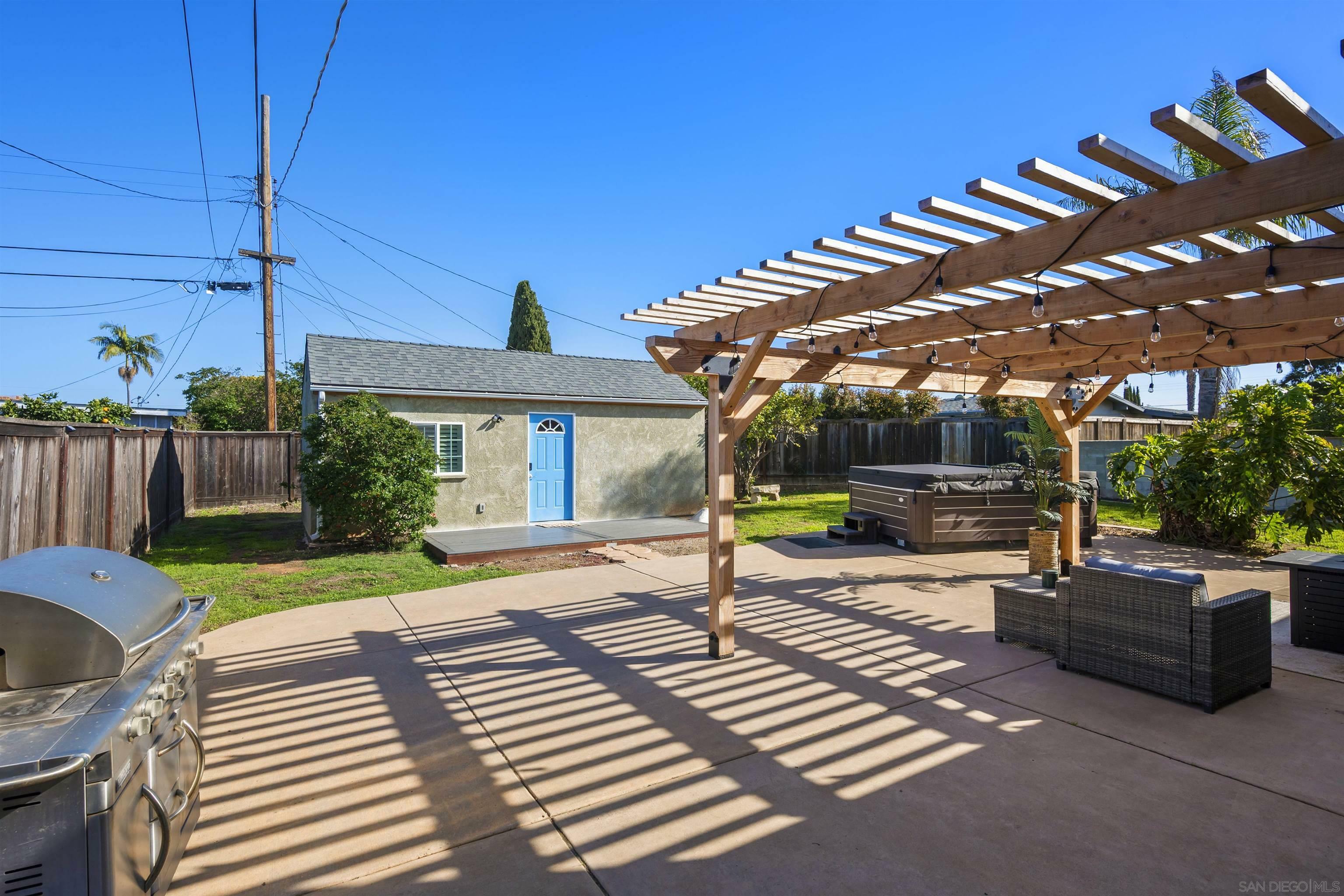 8612 Fensmuir St  San Diego CA 92123 photo