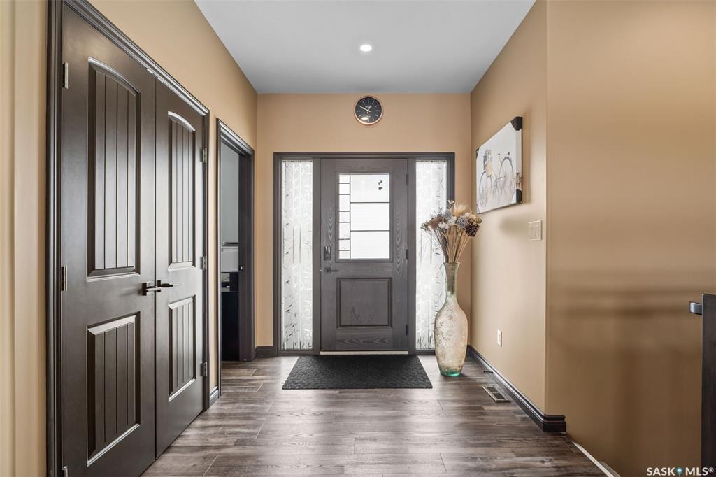 Property Photo: 503 8th Avenue E SK S0K 4T0