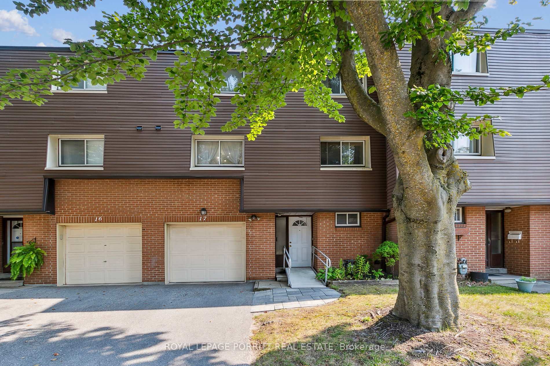 1415 Fieldlight Boulevard 17  Pickering ON L1V 2S3 photo