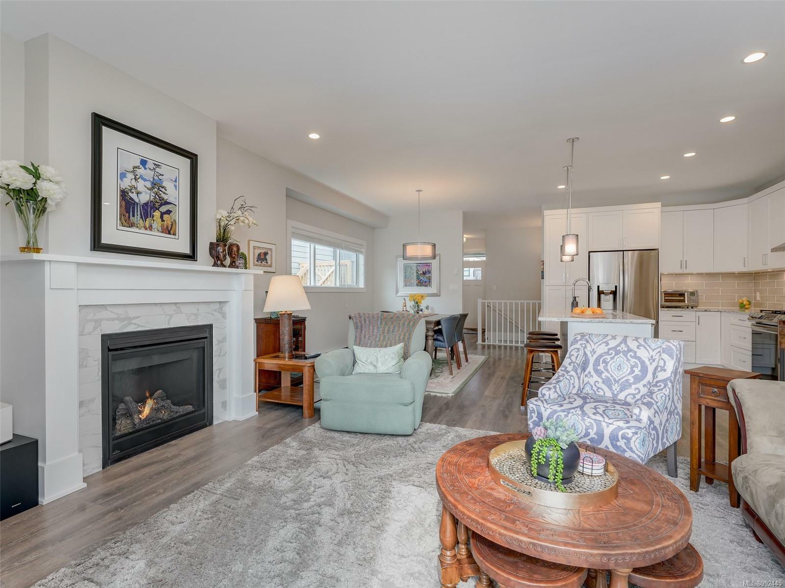 Property Photo: 1261 Centauri Dr BC V9B 3R6