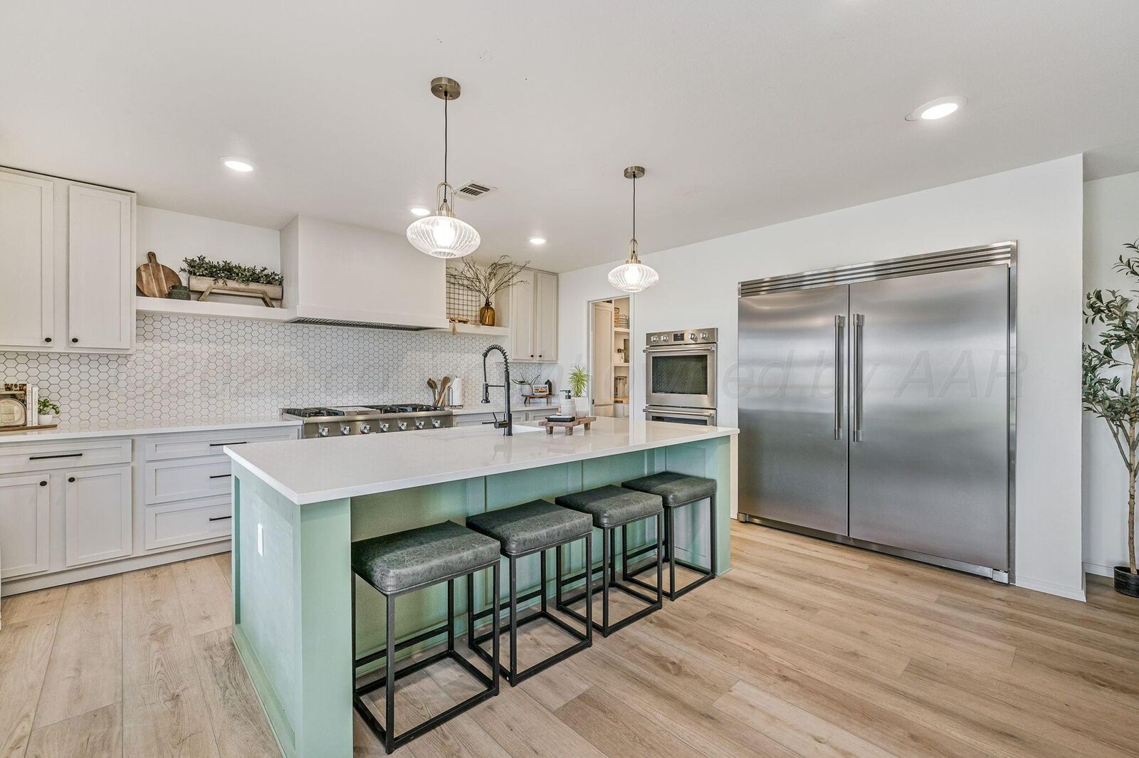 Property Photo:  501 N Lantana  TX 79124-1579 