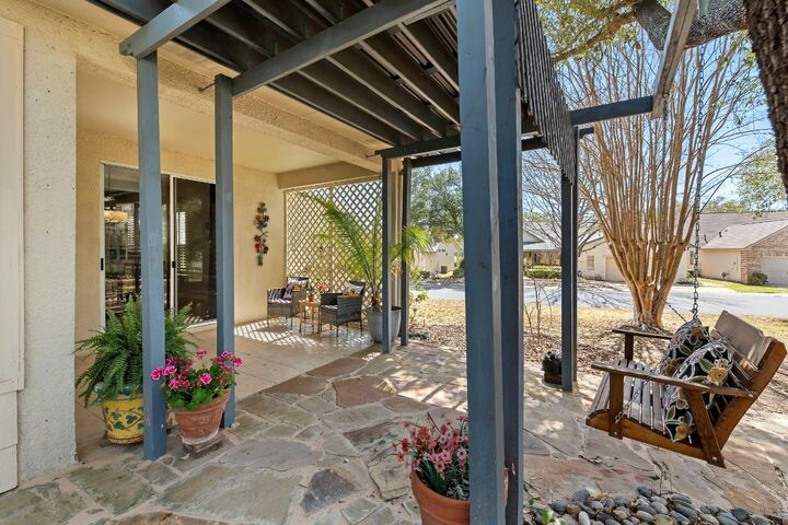 Property Photo: 100 Blacksmiths Circle TX 78633