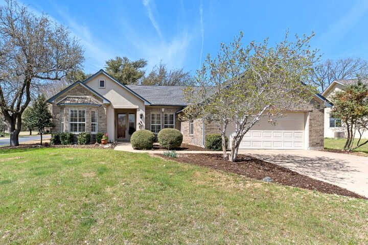 Property Photo:  100 Blacksmiths Circle  TX 78633 