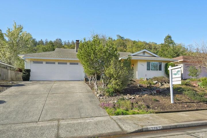 7262 Oakmont Drive  Santa Rosa CA 95409 photo