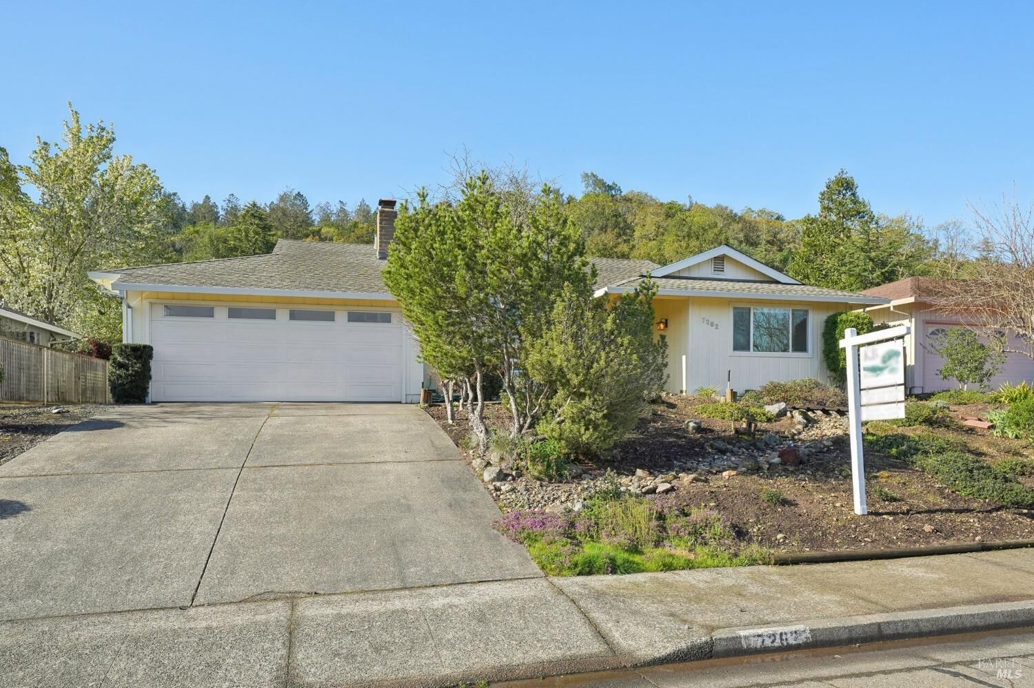 Property Photo:  7262 Oakmont Drive  CA 95409 