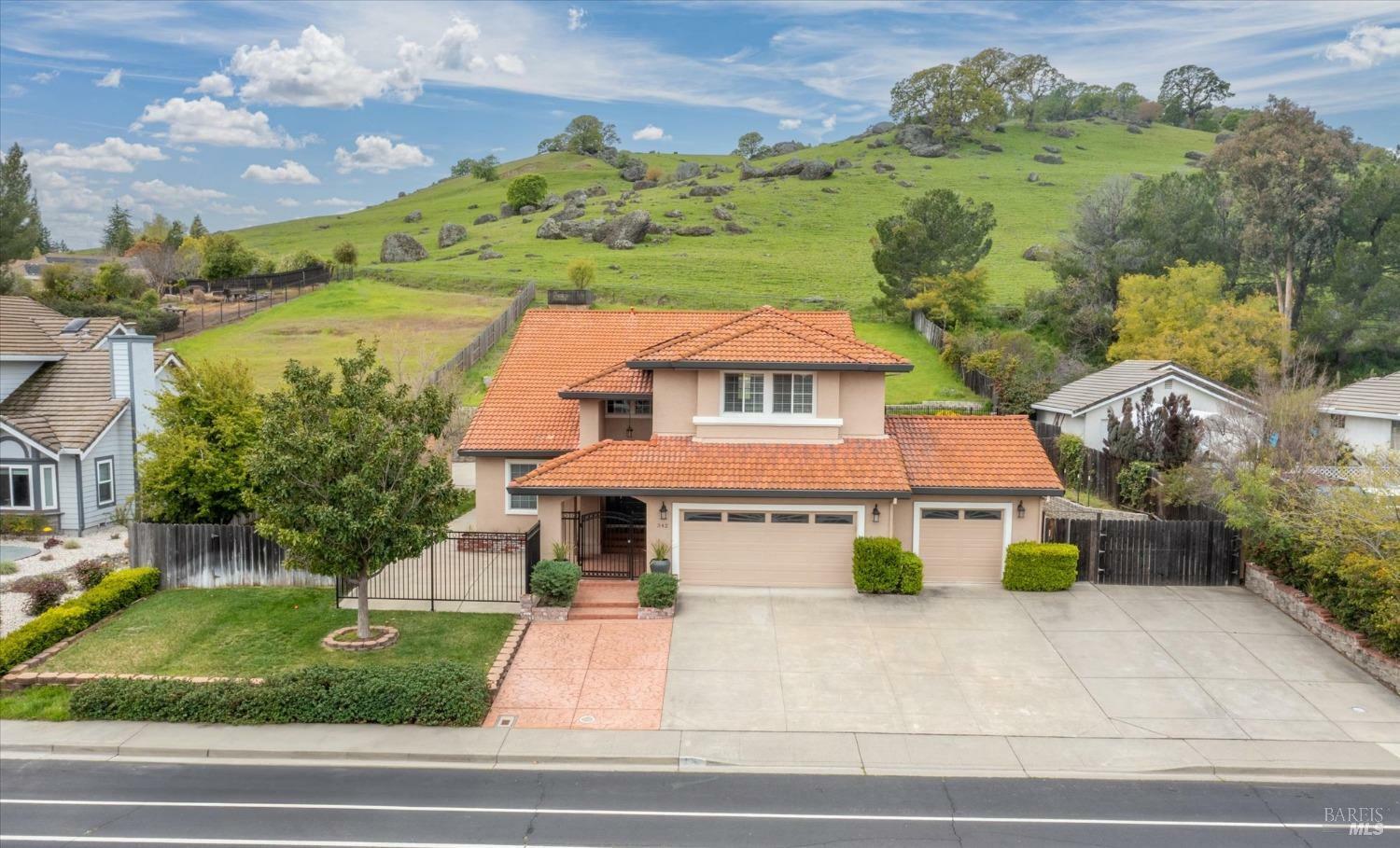 342 Woodcrest Drive  Vacaville CA 95688 photo
