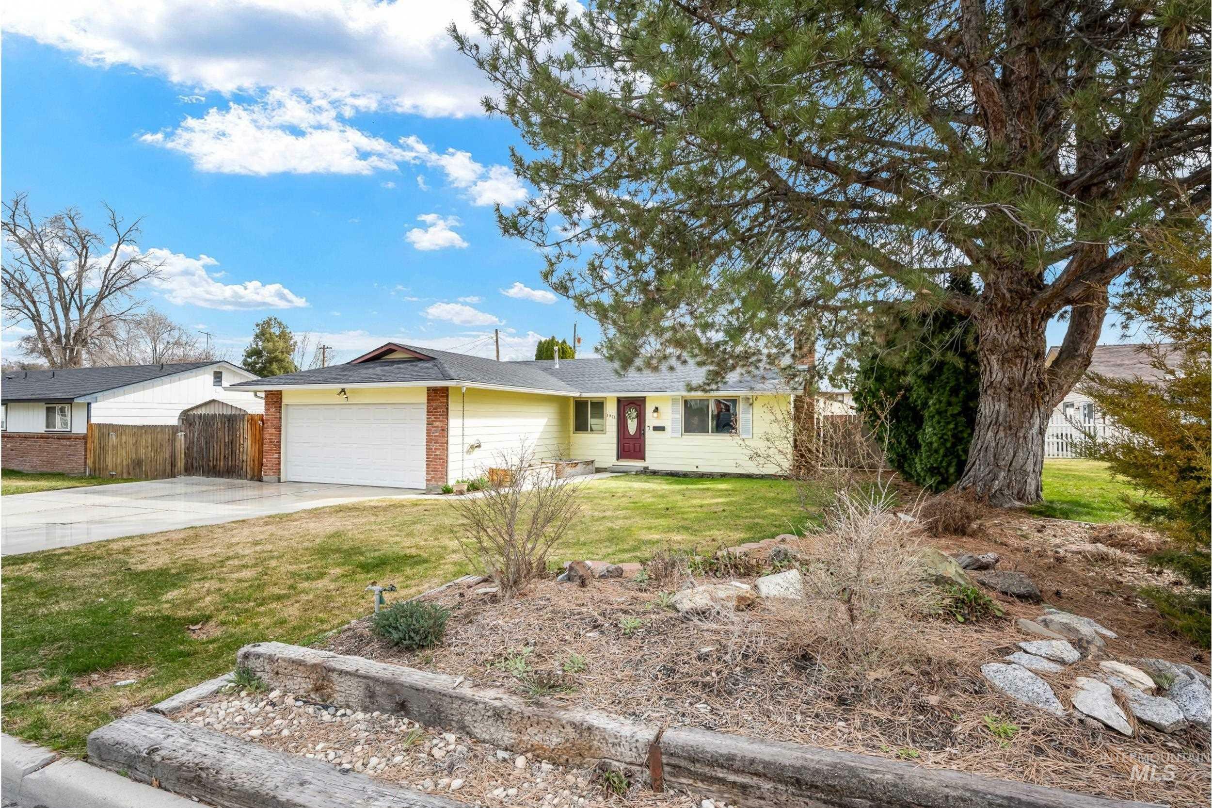Property Photo: 1911 Wyoming Ave ID 83605