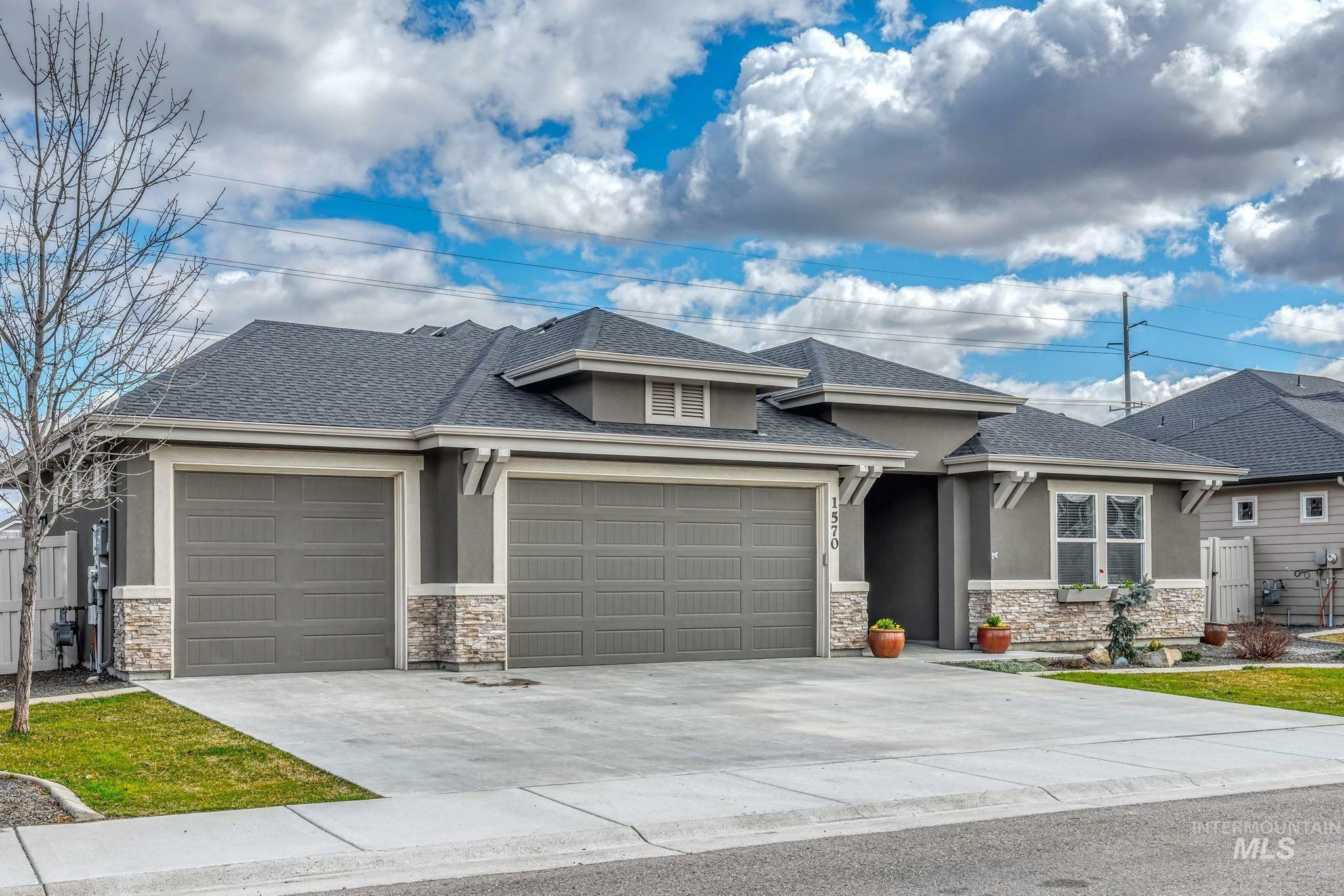 Property Photo: 1570 Shoal Point ID 83644