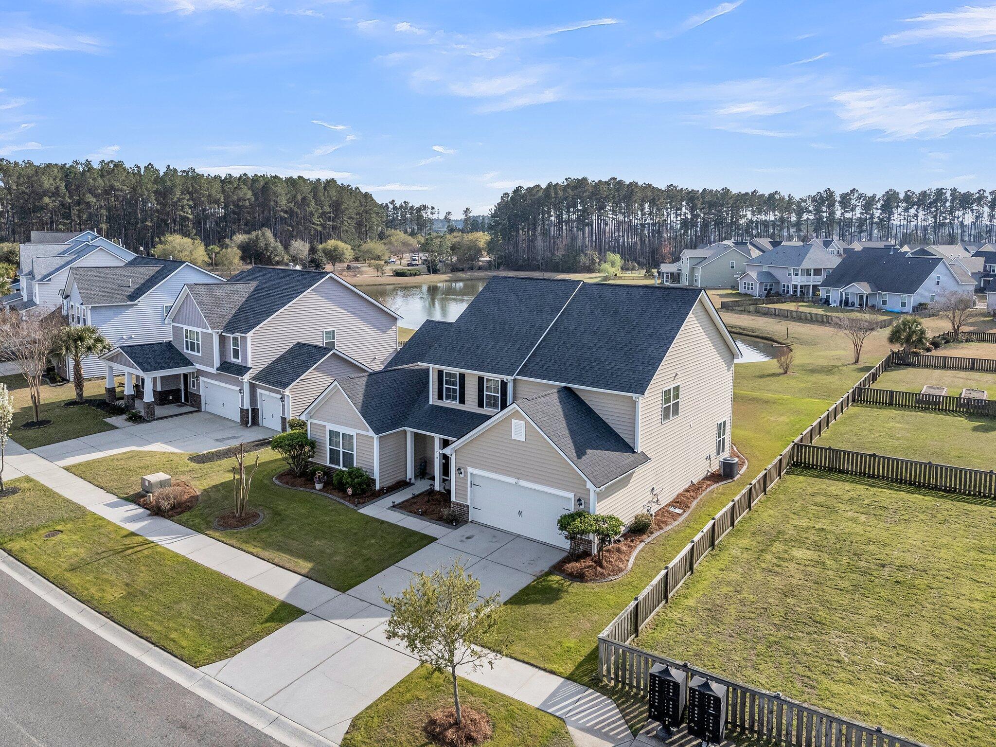 Property Photo: 219 Daybreak Boulevard SC 29486