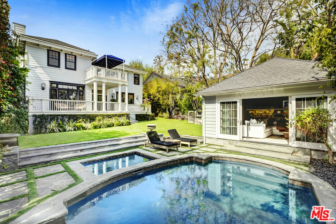 Property Photo: 2226 N Berendo St CA 90027
