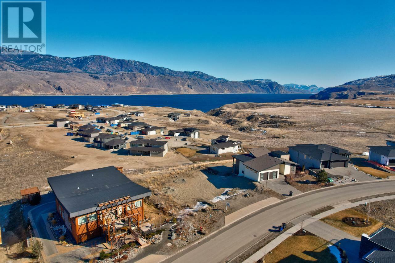 186 Cavesson Way  Kamloops BC V1S 0B3 photo