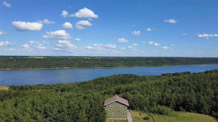 Property Photo: 106 Speiss Terrace MB R0J 1L0