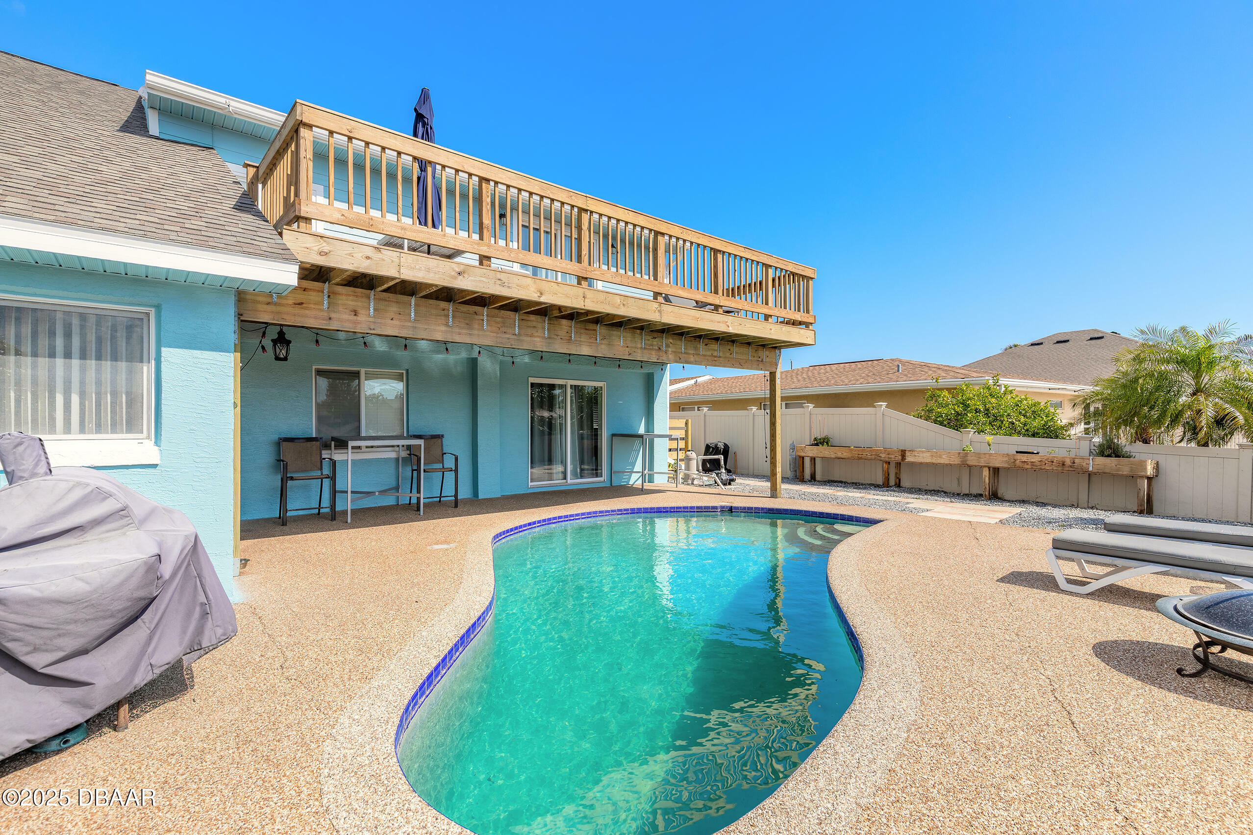 Property Photo: 151 Reef Road FL 32119