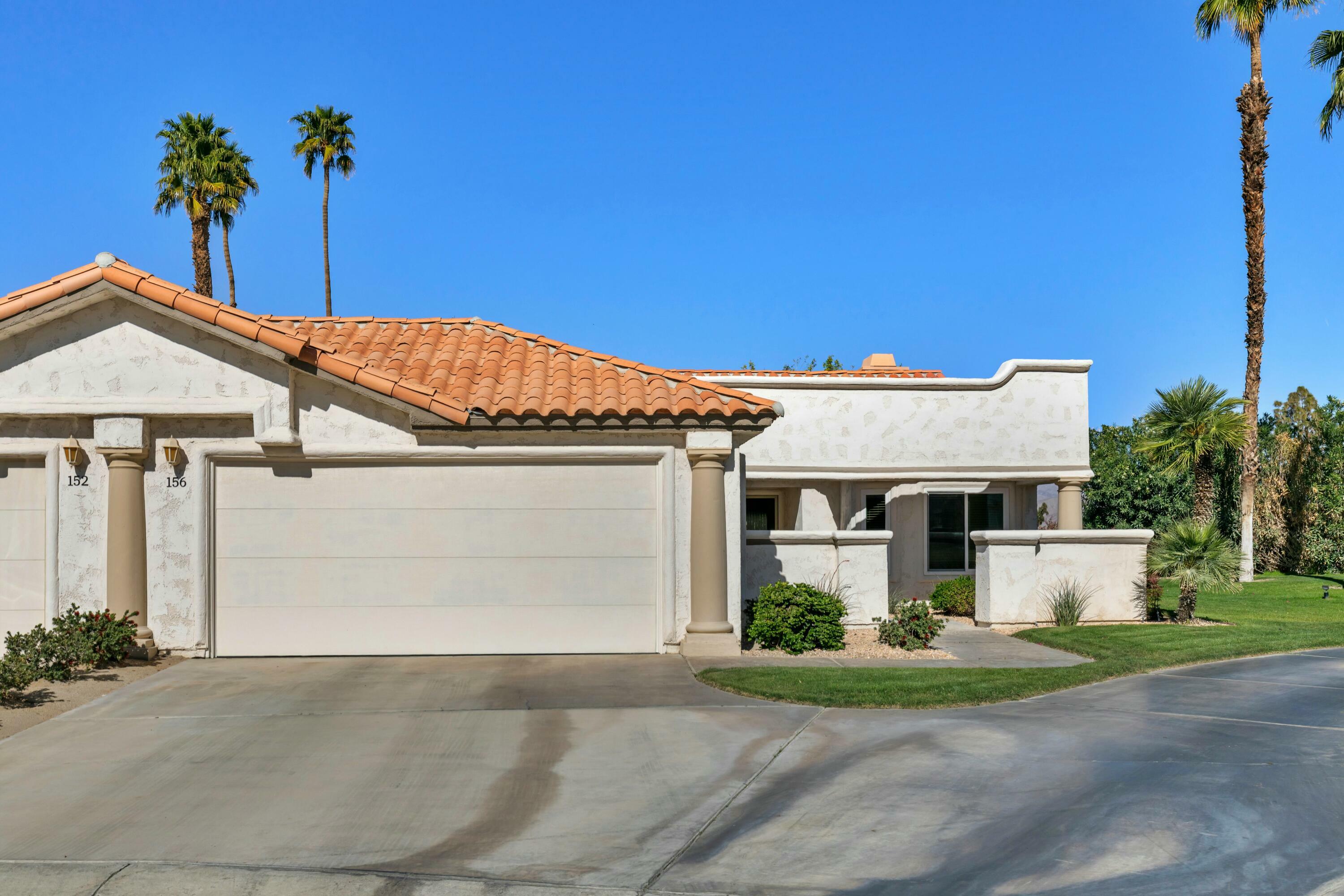 Property Photo: 156 Falls Court CA 92211