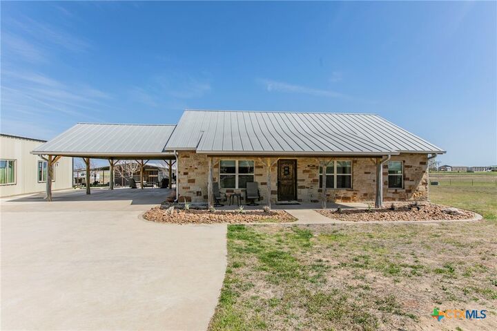 Property Photo:  3200 County Road 320  TX 76530 
