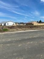Property Photo:  1164 S Ohio Street W  CA 93257 
