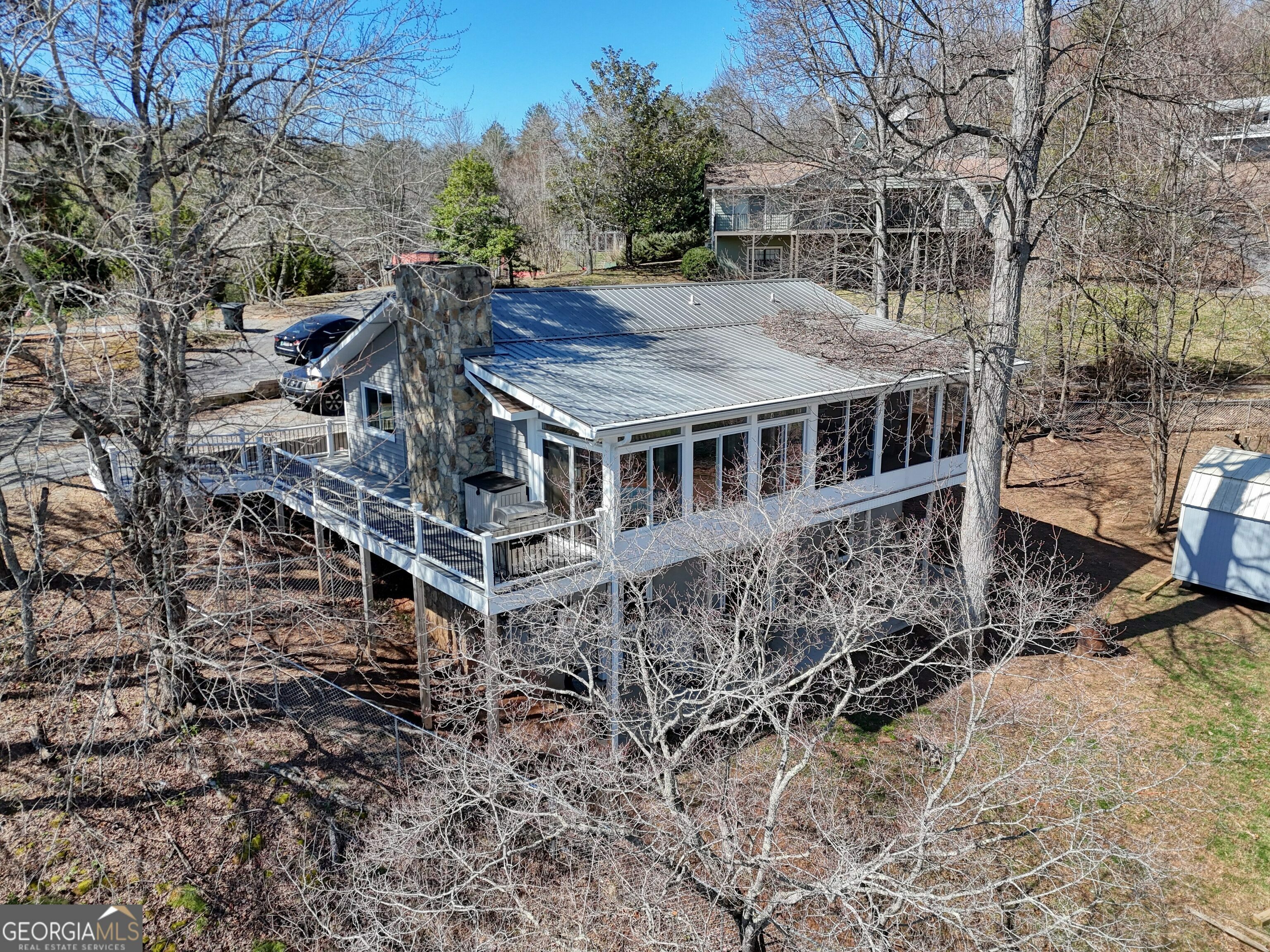 Property Photo: 625 Sunnyside Shores Road GA 30546