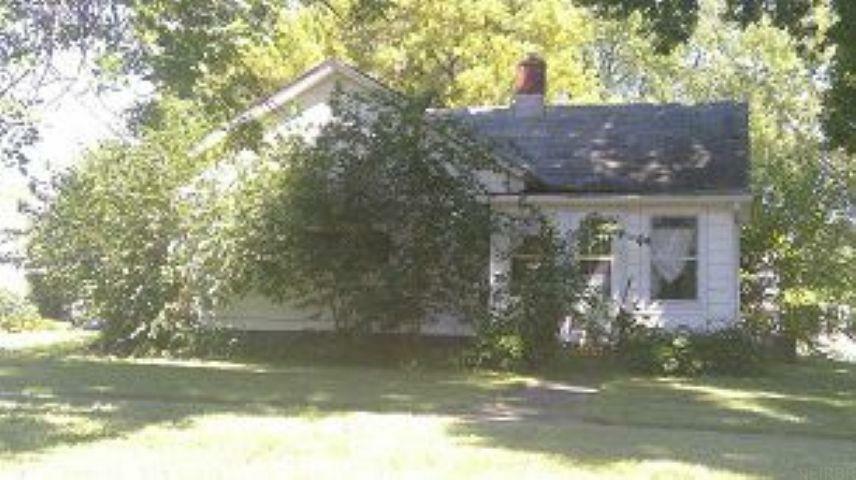 Property Photo: 216 S 1st Street IA 50636