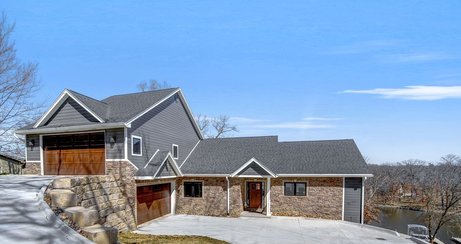 Property Photo: 6882 Panorama Road IA 50216