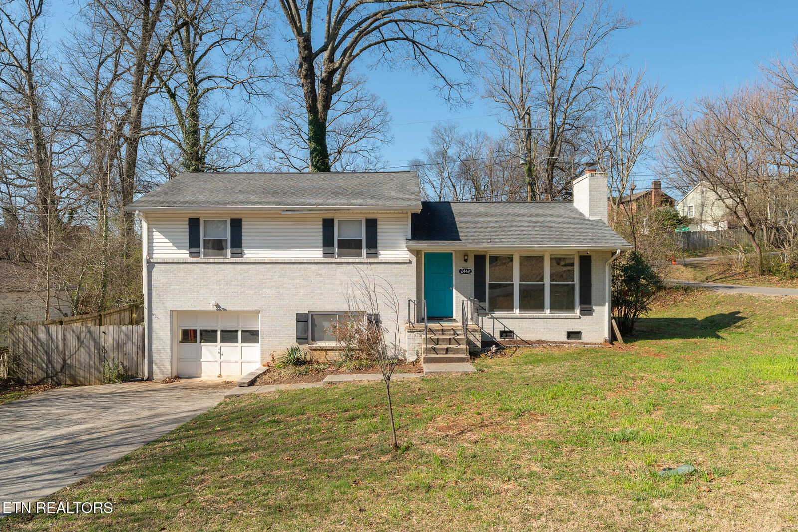 Property Photo: 2449 Kantebury Drive TN 37917