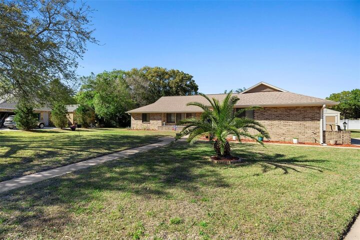 Property Photo:  516 Donaldson Drive  FL 32713 